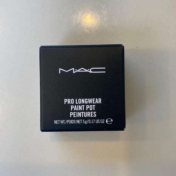 MAC Pro Longwear Paint Pot Bougie NIB - Picture 3 of 3